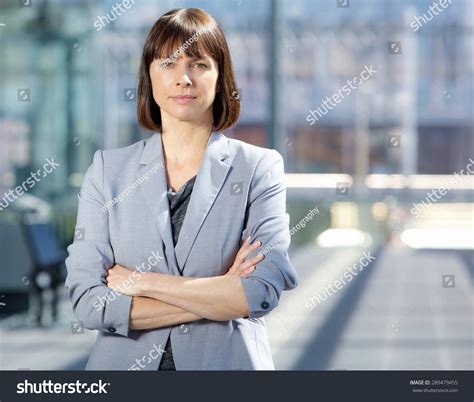 229,455 Business woman serious Images, Stock Photos & Vectors | Shutterstock