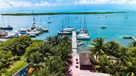 Isla Mujeres Beach Hotel | El Milagro Beach Hotel and Marina