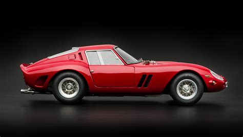 Red 1962 Ferrari 250 GTO by CMC (1:18 scale) - Choice Gear