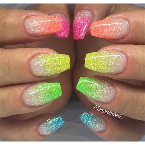 Nageldesign Bunt Make Up Trends French Acrylic Nails Nail Art