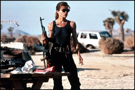 Sarah Connor Linda Hamilton Terminator 2 - Linda Hamilton Trained For A Year To Get Into ...