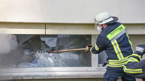 Fulda Hochhaus Keller Am Aschenberg In Flammen Feuerwehr Holt