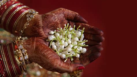 Wedding Halls In Colombo Weddings At Berjaya Hotel Colombo