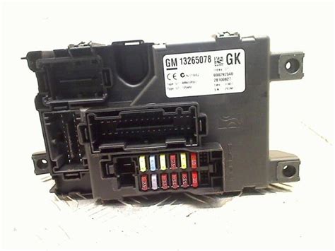 Fuse Box Opel Corsa D 13 Cdti 16v Ecoflex 28100927