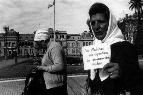 Abuelas De Plaza De Mayo Cumplen 43 Años Cinco Días