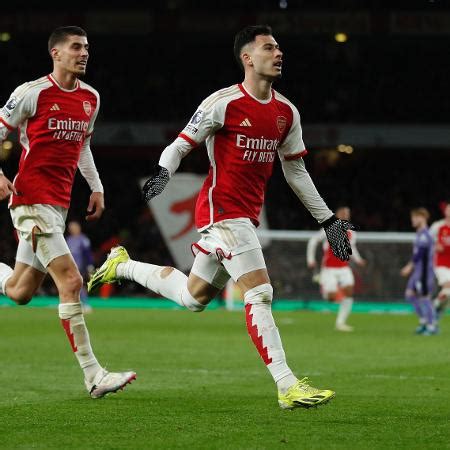 Arsenal Vence Liverpool Gol De Martinelli