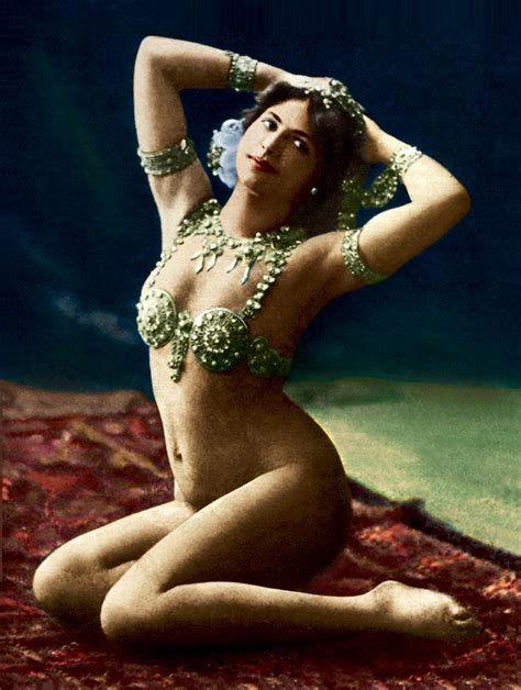 Mata Hari Ou Le Fantasme De La Danseuse Devenue Espionne Vanity Fair