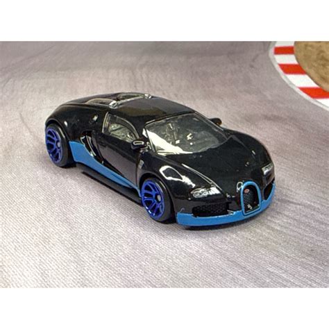 Hot Wheels TRANSFORMERS Bugatti Veyron Scale Plastic Shopee Malaysia