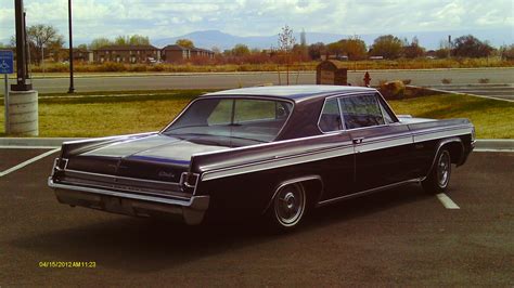 1963 Oldsmobile Starfire - Information and photos - MOMENTcar