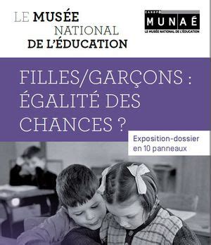 Exposition Filles garçons légalité des chances Collège Le