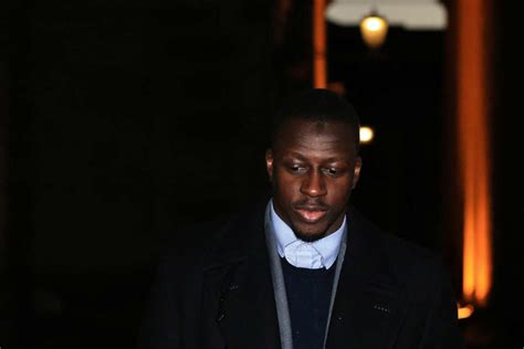 Benjamin Mendy Jugé Non Coupable De Six Viols Un Autre Procès à Venir