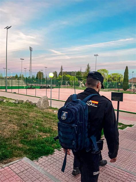 Escuela Nacional de Policía on Twitter Con estos cielos te