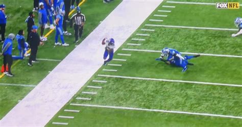 NFL World Furious With Missed Call In Vikings Vs Lions The Spun