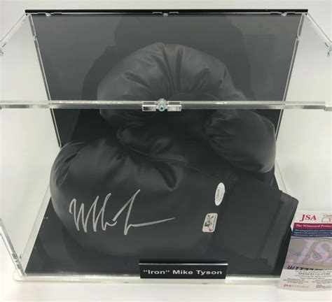 Boxing - Mike Tyson - Boxing gloves - Catawiki