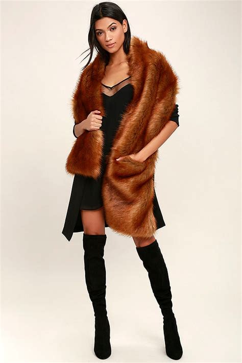 Chic Brown Stole Faux Fur Scarf Faux Fur Stole Brown Scarf 5400 Lulus