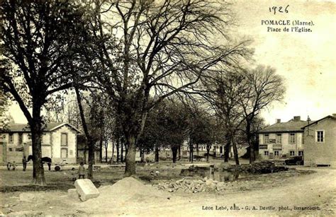 La Place Du Village Commune De Pomacle