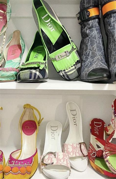 Pin Di Stella Su Shoes Idee Di Moda Stivali Di Moda