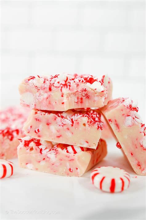 Candy Cane Fudge Only 3 Ingredients The Soccer Mom Blog