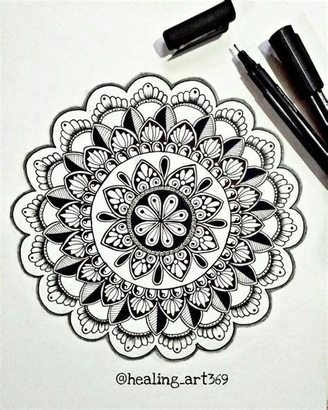 Mandalaart For Beginners Easy Mandala Art In Simple Mandala