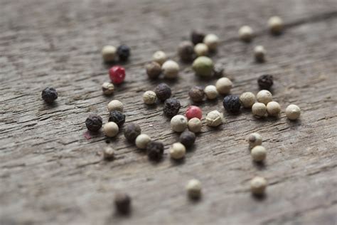 Pepper and Peppercorn Varieties and Colors