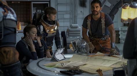 Lost In Space Season 3 Release Date And Cast Latest When Is It Coming