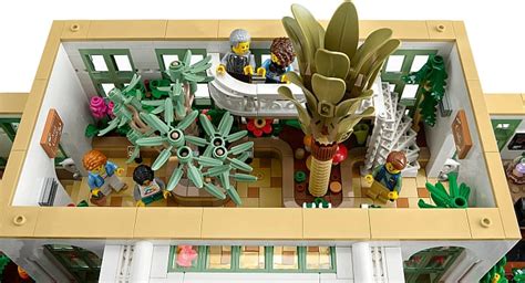 LEGO Ideas Botanical Garden Detailed Preview