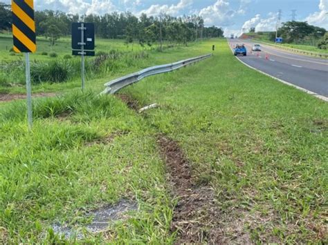 Mulher Fica Ferida Em Capotamento Na Sp Em Fl Rida Paulista