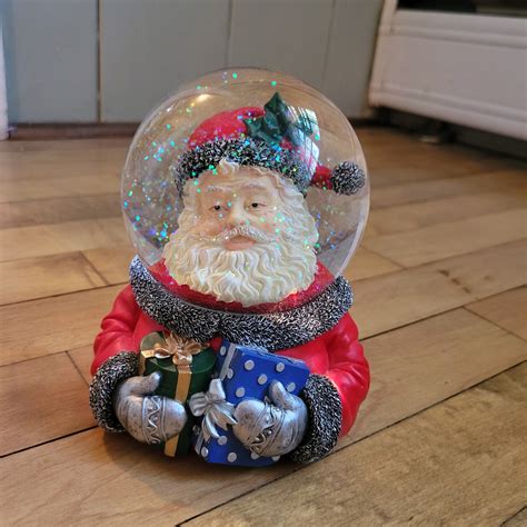 Vintage Santa Claus Snow Globe - Etsy