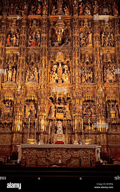 Retablo Mayor Oro Altar Tallado En La Catedral De Sevilla Sevilla