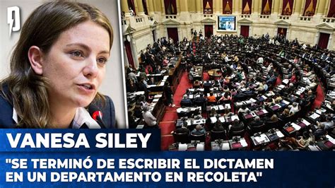 Vanesa Siley Se Termin De Escribir El Dictamen En Un Departamento En