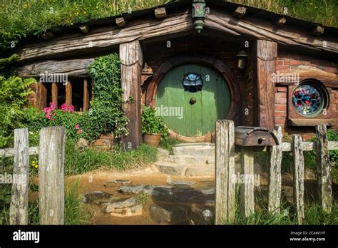 Lord Of The Rings Hobbit Shire Hi Res Stock Photography And Images Alamy