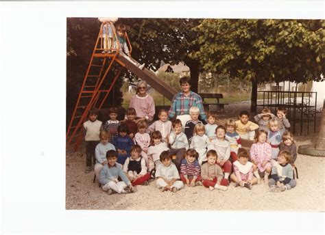 Photo de classe Maternelle moyen section Année 1985 1986 de 1986