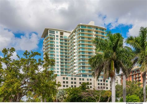 Hotel Arya Coconut Grove, FL - See Discounts