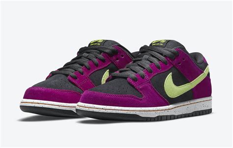 Nike Sb Dunk Low Acg Terra Red Plum Bq Release Date Sbd