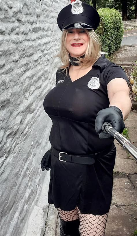 Sissy Cop Outdoors Nude Pics Xhamster