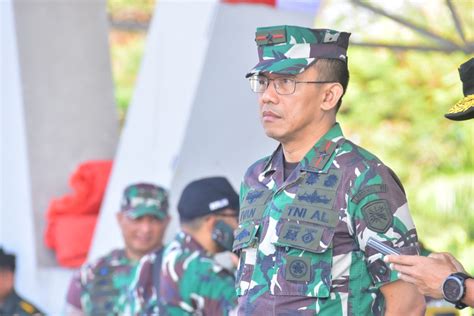 Komandan Lantamal VI Hadiri Gladi Bersih HUT Ke 78 TNI Di Lapangan