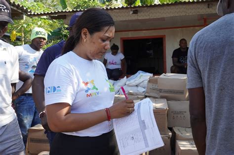 La Administración Distrital De Buenaventura Apoya A Familias Confinadas De Río Mayorquín Con