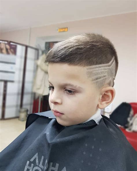 Cool haircuts for boys 2019: Top trendy guy haircuts 2019 ideas for styling