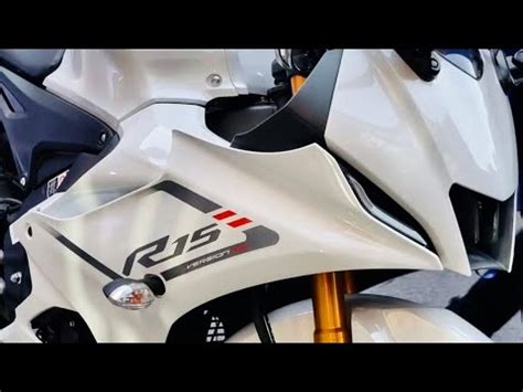 Finally Here Is All New Yamaha R15 V4 Intensity White Color