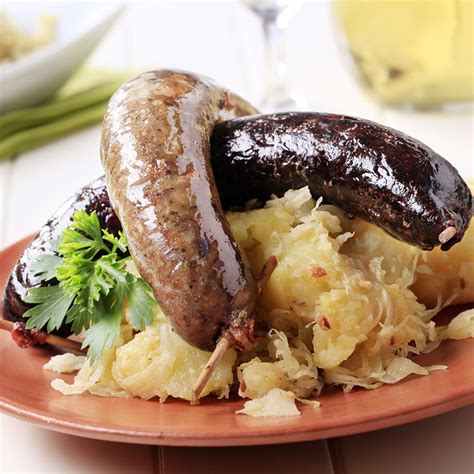 Recette La Choucroute Garnie Aux Quenelles De Foie Et Aux Boudins