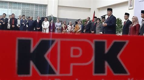 Tepat 3 Hari Sebelum Pemecatan Ponsel Pegawai KPK Yang Tak Lolos TWK