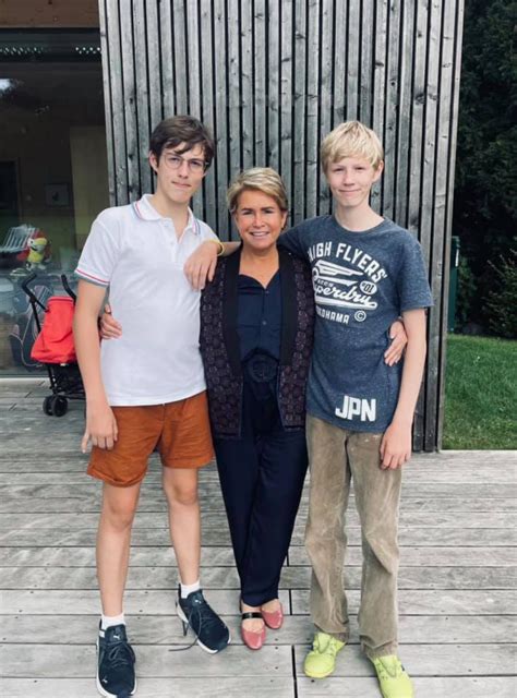 Maria Teresa De Luxembourg Et Ses Petits Fils Gabriel Et Noah