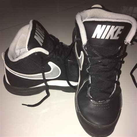 Nike Basketball Shoes, Women's Fashion, Footwear, Sneakers on Carousell