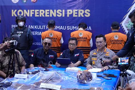 PPID Kementrian Lingkungan Hidup Dan Kehutanan Jual Beli Kulit