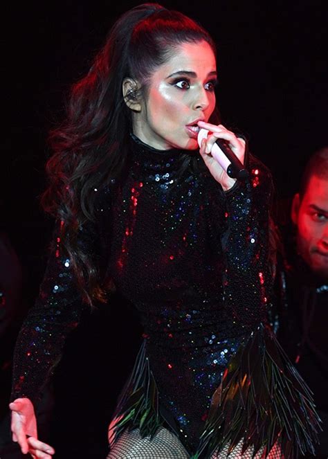 Cheryl Sends Fans Wild At First Gig In Four Years With Raunchy Performance Extra Ie