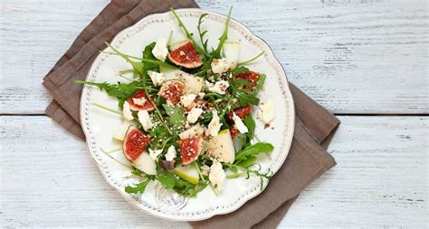 Salade aux figues rôties poire et fromage de brebis MGC Prévention Santé