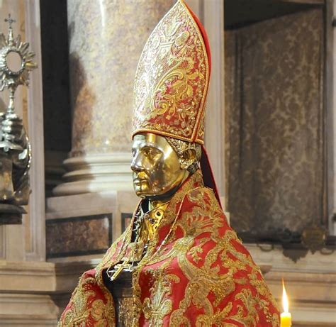 San Gennaro E Il Miracolo Di Maggio Torna La Processione