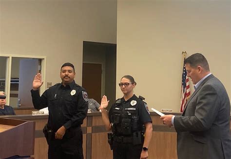 Two Police Officers Sworn In During Morris City Council Meeting Shaw