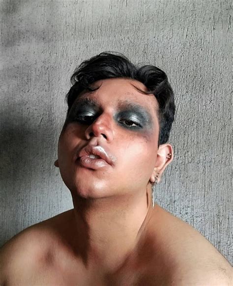 Make Up Androgyny