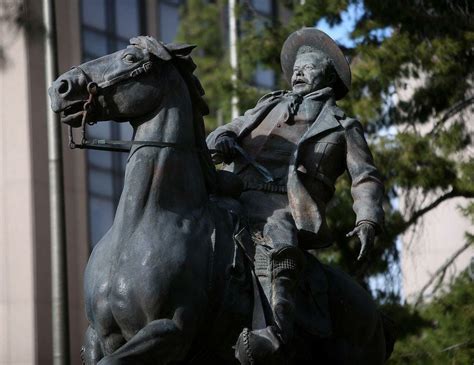 La Estatua De Pancho Villa S Mbolo Mexicano En Estados Unidos Noro